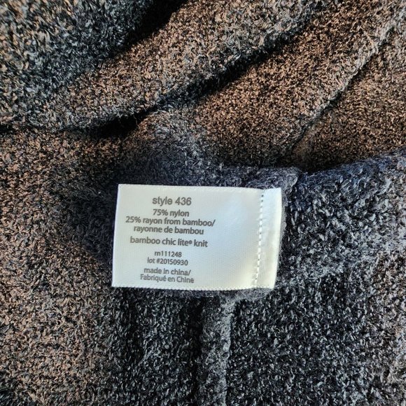 Barefoot Dreams Bamboo Chic Lite Calypso Wrap Ombre Cardigan‎ S/M Gray Black - Picture 8 of 12